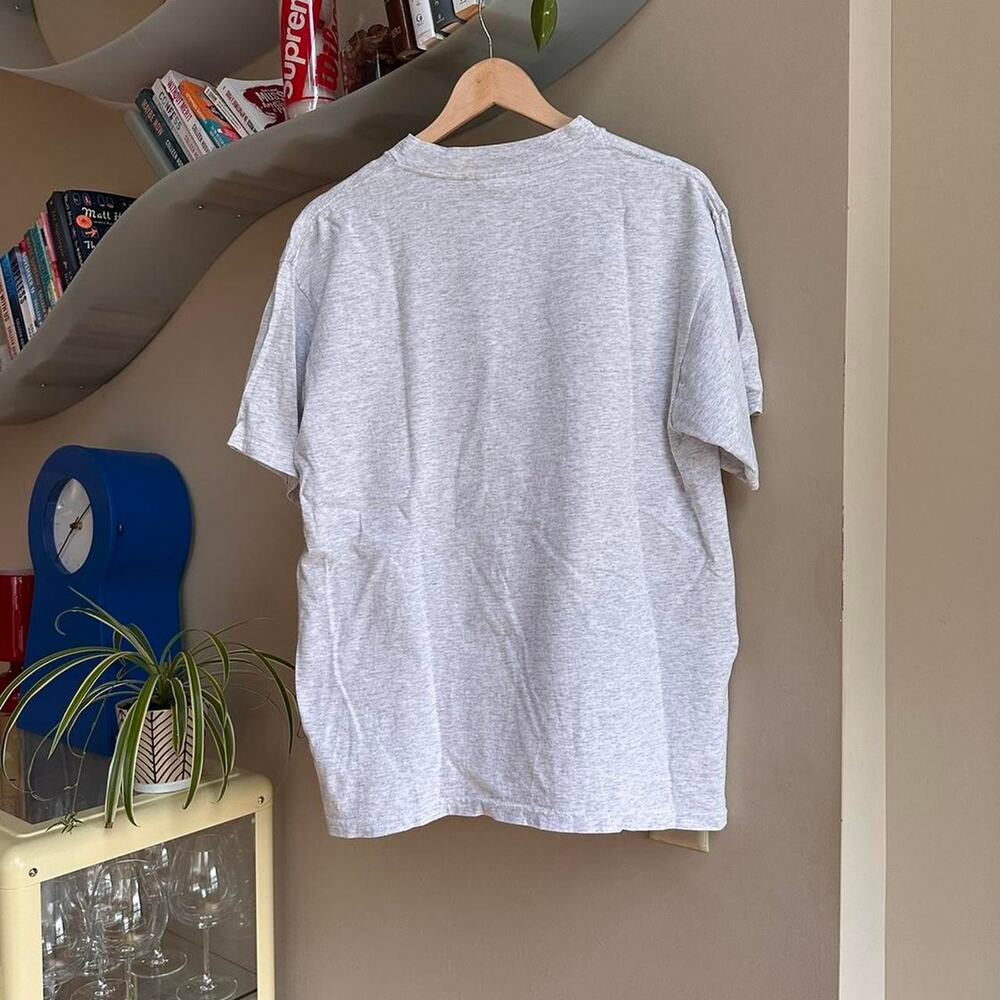 Vintage 1997 Detroit Red Wings vs Philadelphia Flyers Shirt - Picture 6 of 7